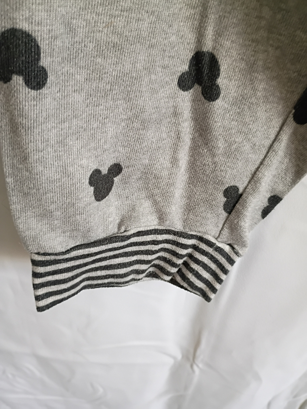 Disney Grey Pajama Pants with Black Mickey Head Print Measurement In Pics. - Picture 4 of 9